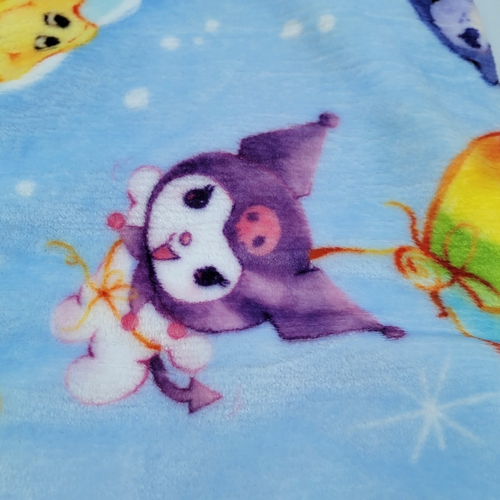 Hello Kitty & Care Bears Plush Throw Blanket NEW #1790 & 1791 - Picture 10 of 14